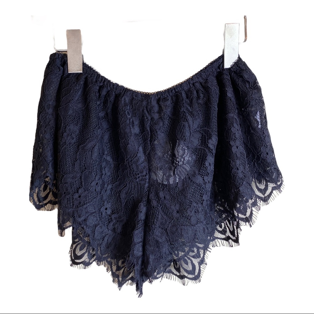 LF House Of Three Black Lace Lined Cover U…